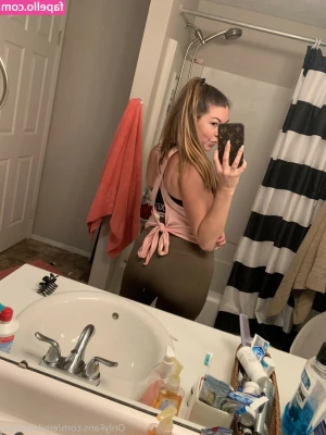 Emilayyy Babayy [ emilayyy-babayy ] - Hello! Just letting ya know that a new release is coming to my VIP