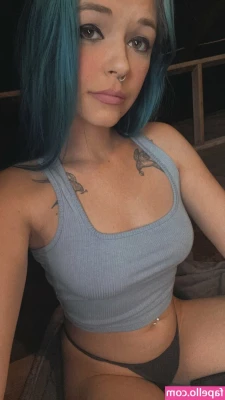 Kira McKay [ kira-mckay ] - New set 🖤 dm me if you want the videossss