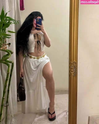 Dilara Deniz [ dilara-deniz ] - Which do you prefer