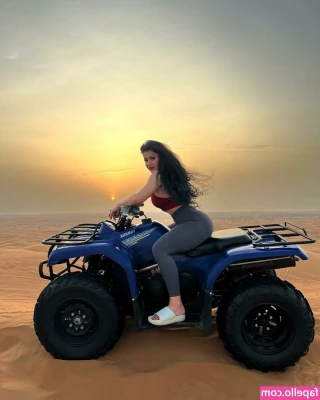 Dilara Deniz [ dilara-deniz ] - What a view   you like it as well