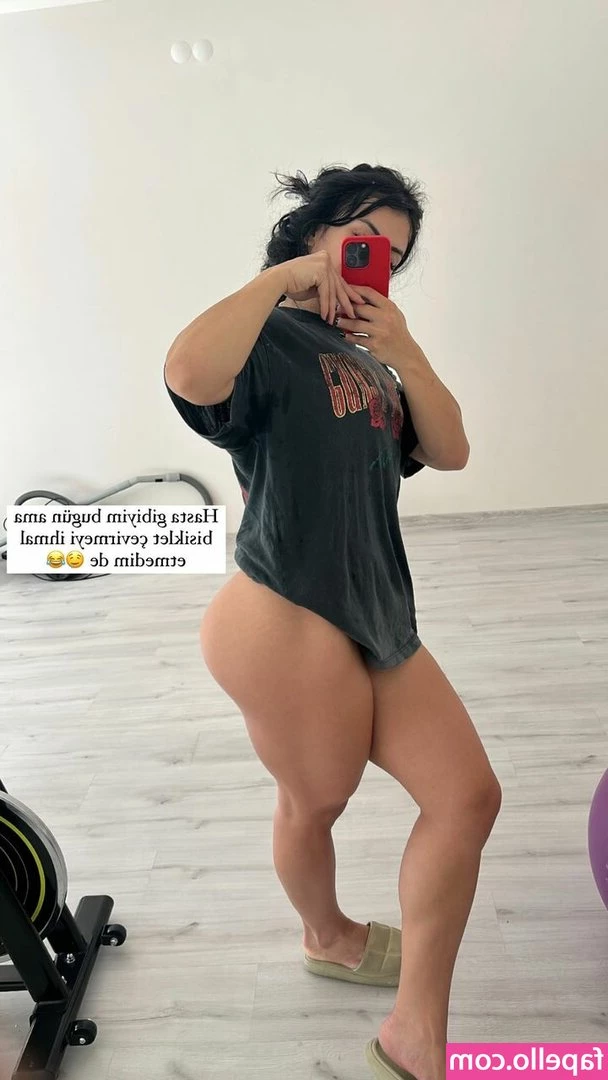 Dilara Deniz [ dilara-deniz ] - Booty tings