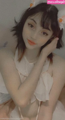 Catgirldebs - Sorry guys if I've not replied to your messages I am trying to get