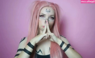 KamiCakes1 - Hair and make up done with no where to go