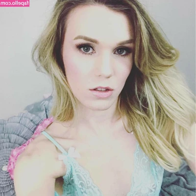 Kylie Boudoir [ kylie-boudoir ] - 🟣 Frisky Avatars: Behind the Scenes Bloopers - "Whore on the