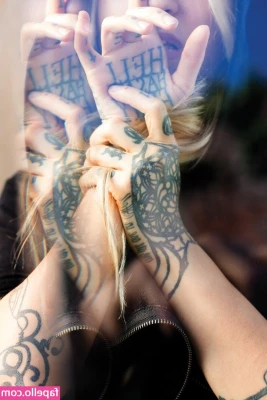 Sara Fabel [ sara-fabel ] - The only thing on my agenda today: being a perfect angel.