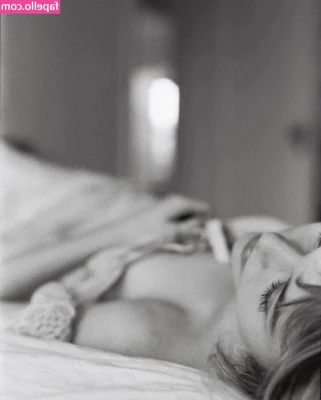 Emily Alyn Lind [ emily-alyn-lind ] - Good morning part 1