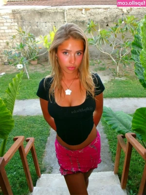 Goddess Ava [ goddess-ava ] - I hope you have a nice big load for me today , you know how much I