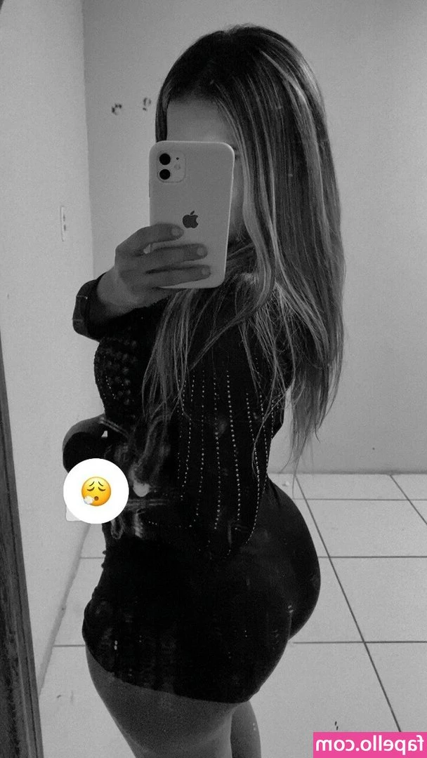 Anne Thairynne [ anne-thairynne ] - In the mood to be cuddled 🦇 💕