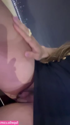 Mulher Melão [ mulher-melao ] - I will bend lower and lower, then I will take off my panties and fuck