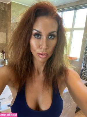 Ampika Pickston [ ampika-pickston ] - I will be on myfreecams , if you want to hang out look for me !💋