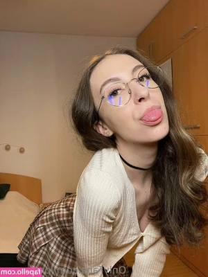 Longlegzzz - VIDEO SALE IN THE DMS 😉