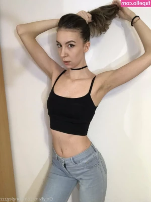 Longlegzzz - Heres a preview of this weeks video