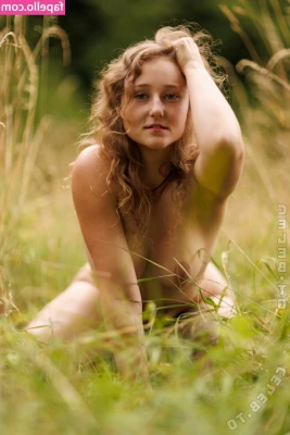 little_vicky - Chest session!! 💪🏼 #beastmode