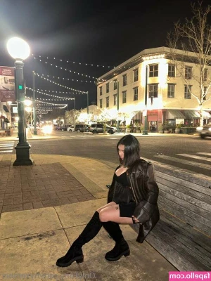 Nyx Ember [ nyx-ember ] - Tongue out to catch that cum💕🥵