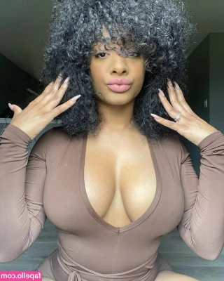 ashaughnfitness - I'm obsessed with this outfit... And you are too
