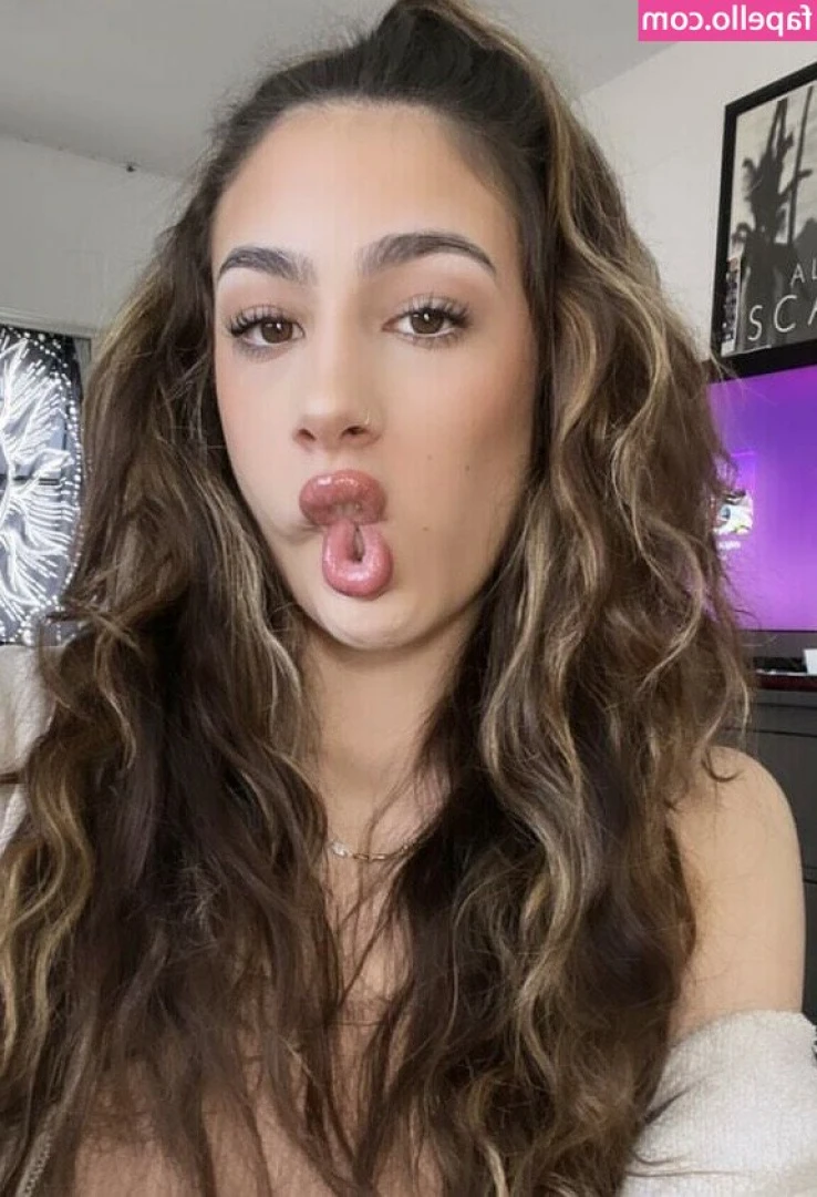 Arastehhu - Double cheeked up 🍑