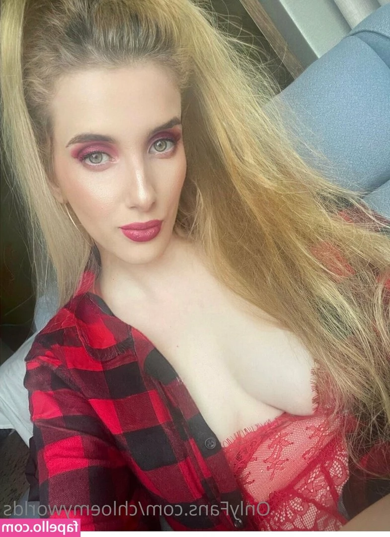 anniechloesworld - Get under my ass