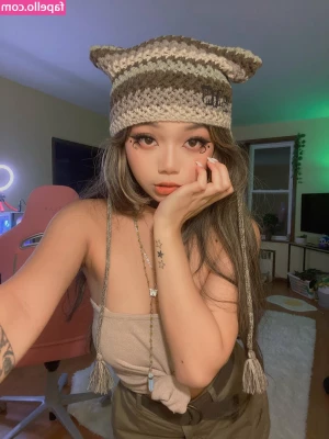 Wasabiicat - Here's a free video! I was told to humiliate myself now that I have