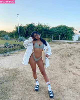  [ gabrielle-wlisses ] - Hey my loves!!!! Other model (hand) // @kaylasoulshine