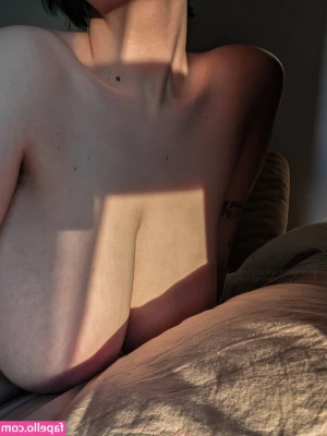 youramoureux - Yummy…..👙👙👙. Slowly kiss my neck, take off my