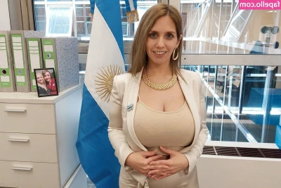 Maria Celeste Ponce [ maria-celeste-ponce ] - oops they just popped out🙄