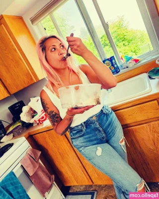 Kimber Stone [ kimber-stone ] - Do you want me to turn around or...Stay like this? 🔥