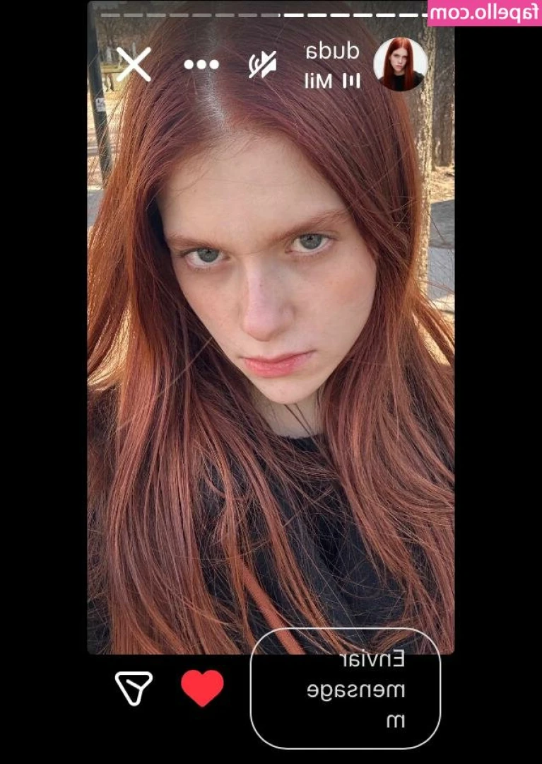Eduarda Vaz Dudavazzz_ [ eduarda-vaz-dudavazzz ] - Whimsical lil lady