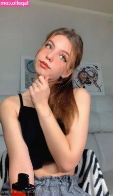 camillacammyy - All nude in natural lighting