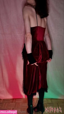zaomix - Guess who had a date with her girl the other night     shewhodares