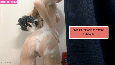 fanaticpill - Seeing how wet I am 💦