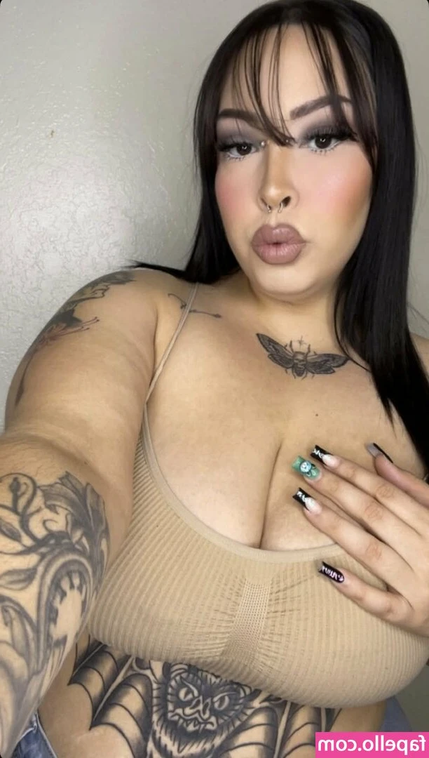 Alexis Chavez [ alexis-chavez ] - Who's in the mood for eggplant? 🍆