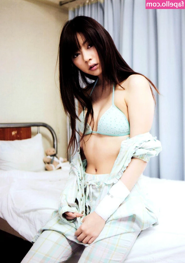 Yuria Haga [ yuria-haga ] - Really love my pink heels ♥️ Enjoy some heels joy 🔥🔥
