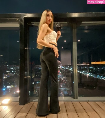 Paulina Téllez Pauymau [ paulina-tllez-pauymau ] - The E in Elf stands for Egirl 💗