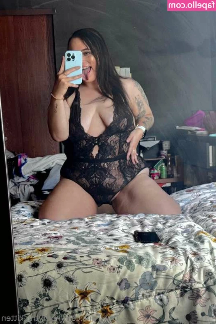 Britty Kitty [ britty-kitty ] - A lil peek for u ;3