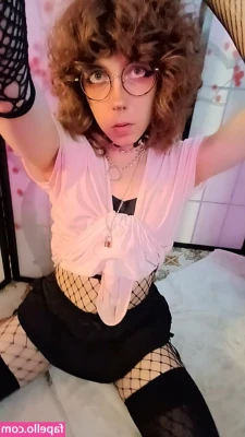 ChrisTheFemboy - No «no nut november» 🥰🥰🥰
