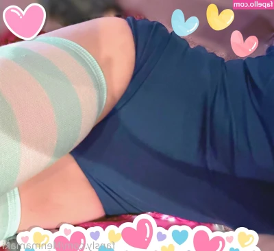 Alice_in_wonderland18 [ alice-in-wonderland18 ] - I think my undies might be showing!😜