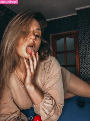 cassie_flower [ cassie-flower ] - you like my fat little pussy  amp  butthole  looks like some juicy