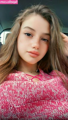 cassie_flower [ cassie-flower ] - A Snapchat story throw back 😇