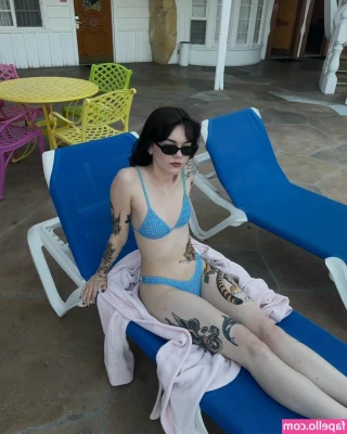 minecraftluvr68 - Dm me if you would like to access my older content at a severely
