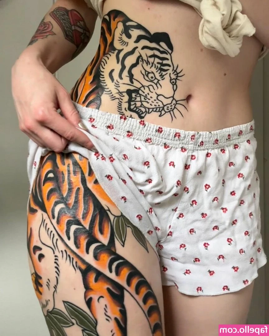 minecraftluvr68 - fucking hot girl wants some crazy sex? do you want to experiment with