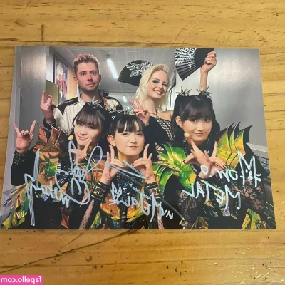 Babymetal - How’s your day going ?