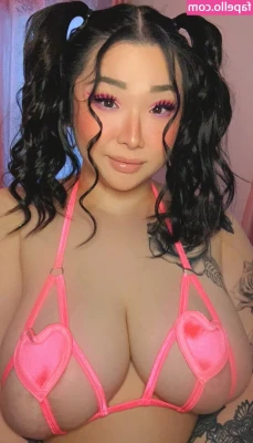 Raaychel - Eating squirting 💦 🐱 🥵