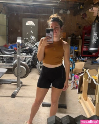MrsMobster21 - Sending five videos to whoever tips $12 under this post because i’m