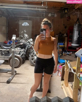 MrsMobster21 - Big black dildo's just feel soooo good.