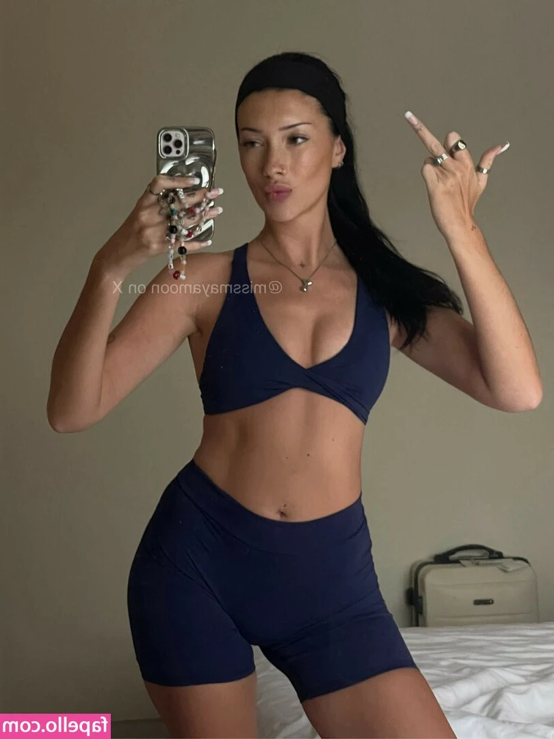  [ goddess-maya ] - Ready to see me and @nolacarolina fuck? 😈