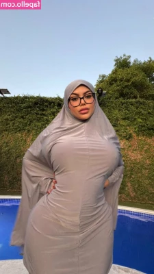 Candy Alkareem [ candy-alkareem ] - Pin me up against the shower wall so I can steal your soul 🖤
