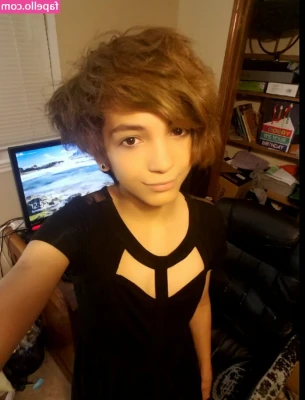 b00tpurrtyboi - Surprise!! What do you think about my new hair color? 😝😈