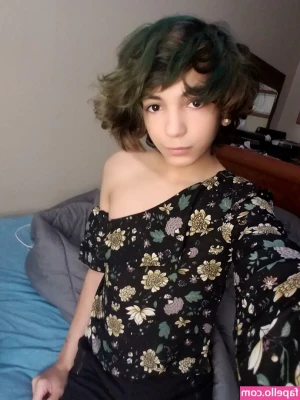 b00tpurrtyboi - I think I need a Mediterranean villa. For business purposes.