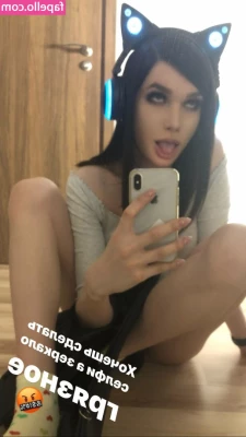 Sweet_Lady_Cola [ sweet-lady-cola ] - Causually being  chahoetic  s slave