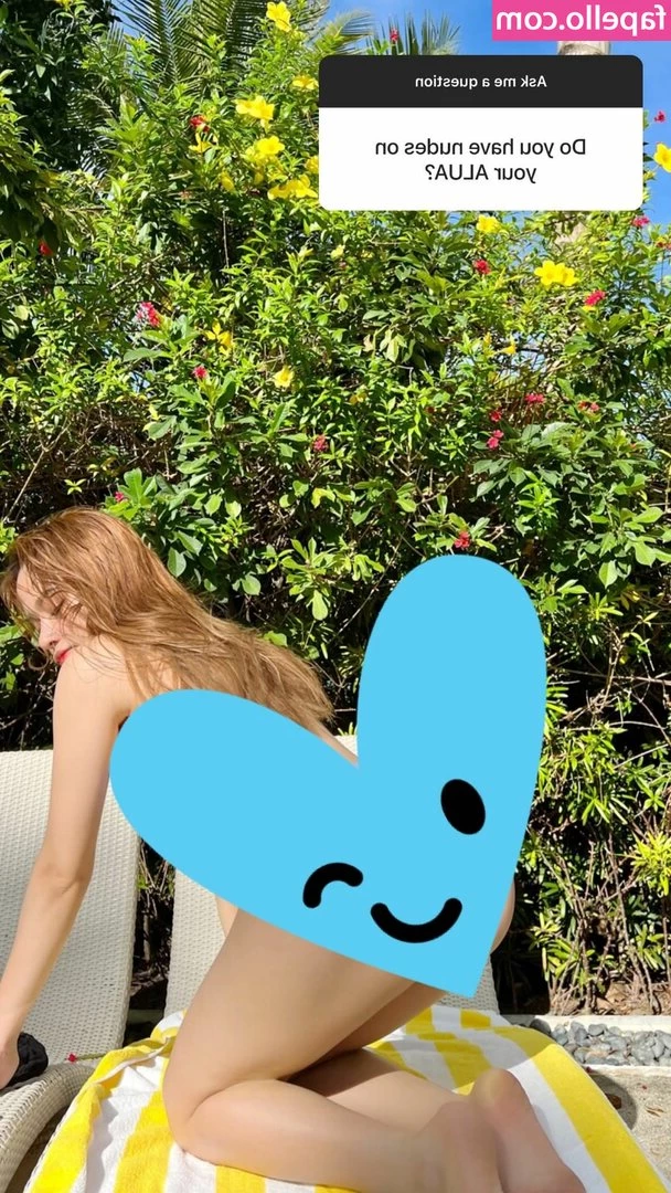 Myvonnieta - Take a nap on my tittys